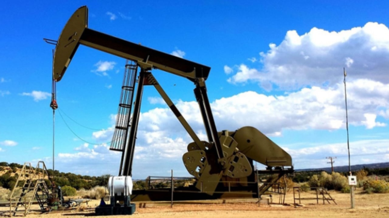 Foto - Petrolde tansiyon düştü! Brent petrol 80 doların altına indi