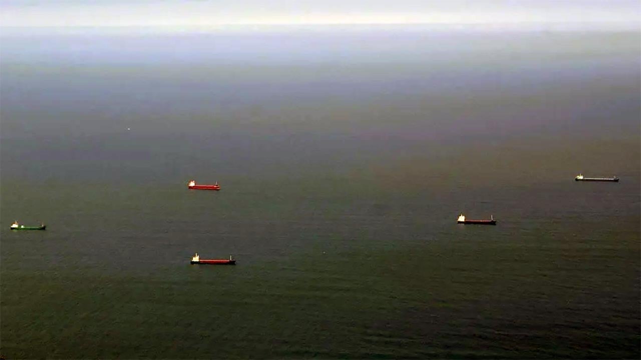 Foto - Petrolün ateşini bir nebze olsun alacak açıklama! Babülmendep Boğazı planını açıkladılar