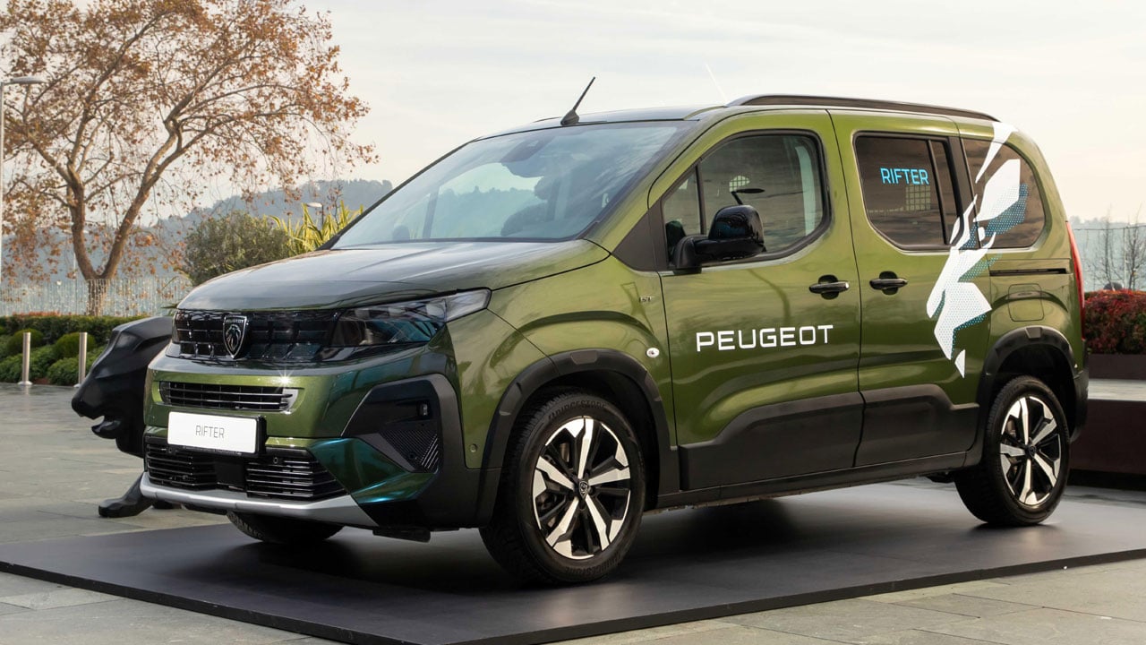Foto - PEUGEOT’ta mart rüzgarı! SUV ve elektrikli modellerde büyük fırsat