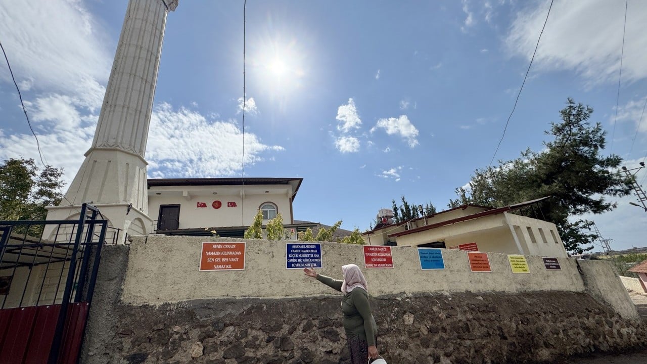 Foto - Peygamberin izinden giden imam, pek kimsenin uğramadığı camiyi bayram yerine çevirdi: Sadece çocuk cemaat sayısı 100’ü geçti