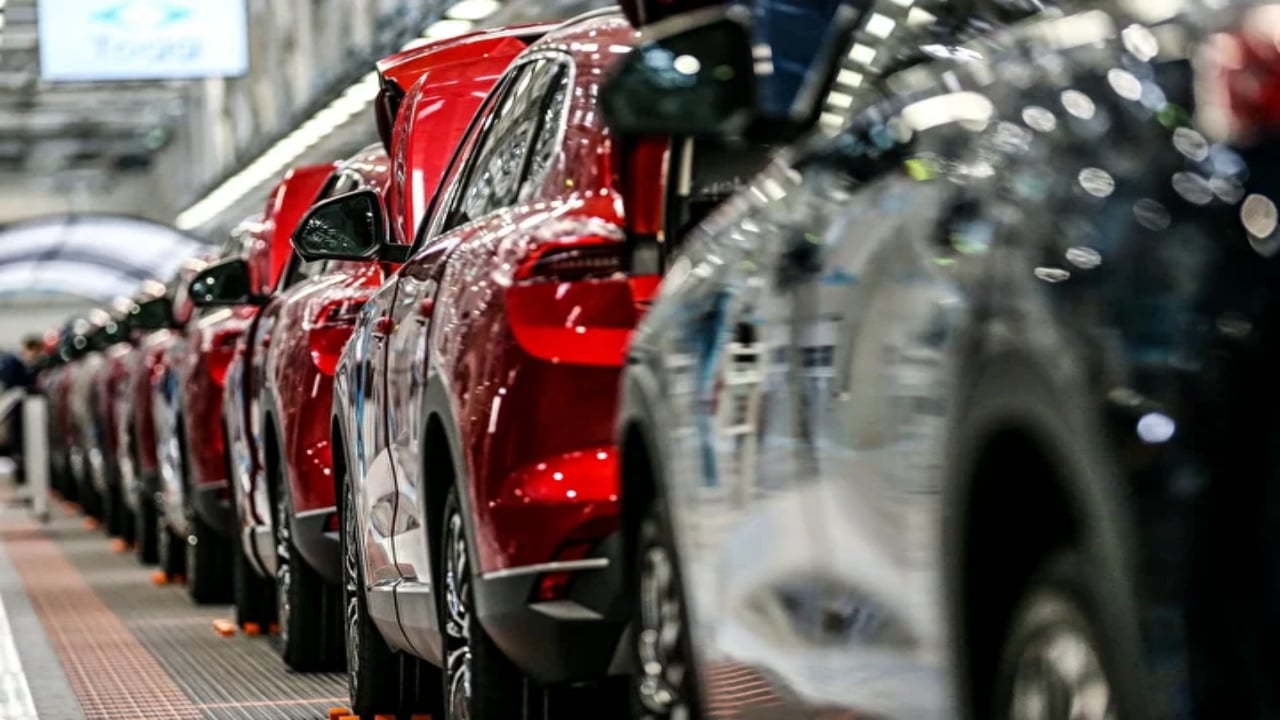 Peynir ekmek gibi kapışıldı! İşte Türkiye’de en çok satan 10 otomobil