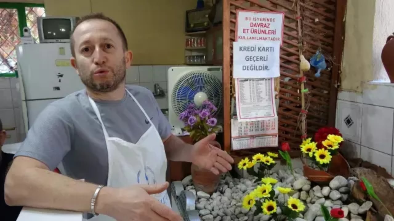 Foto - Pidecinin ortasında yatır mezarı! Müşteriler gördüğünde donup kalıyor