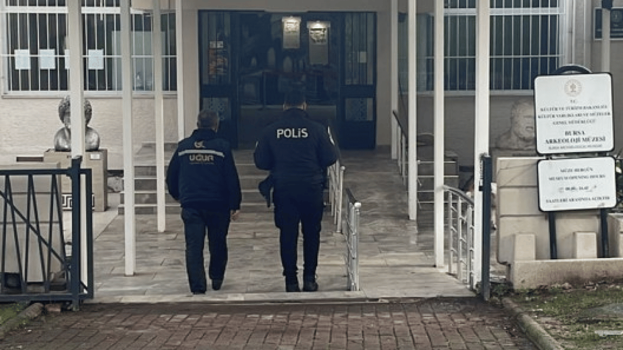 Foto - Piknik yaparken top mermisi buldu! Patlamadığı tespit edildi