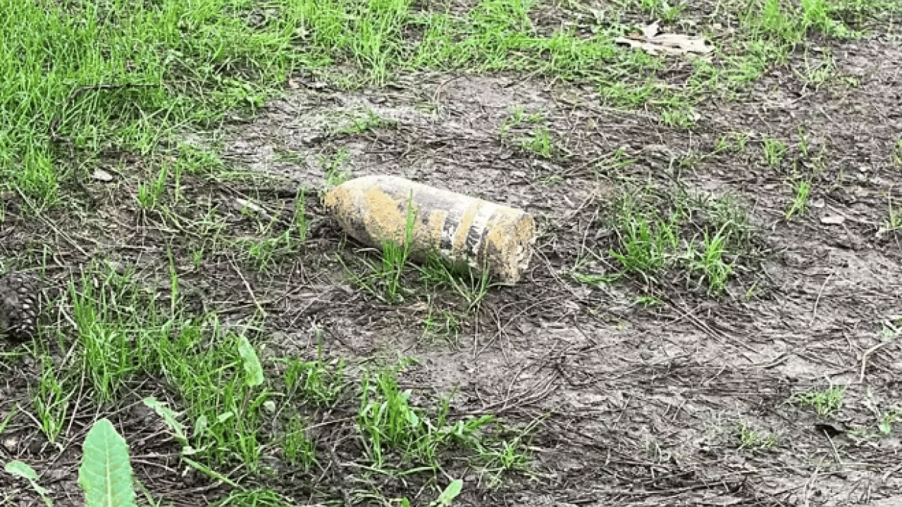 Foto - Piknik yaparken top mermisi buldu! Patlamadığı tespit edildi