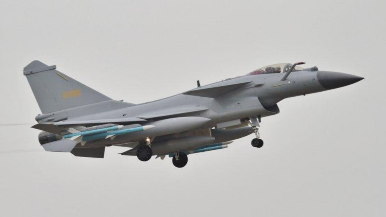 Foto - Pilotlar gizli eğitim için Çin’e gitti! 25 adet J-10 savaş uçağı koptu geliyor
