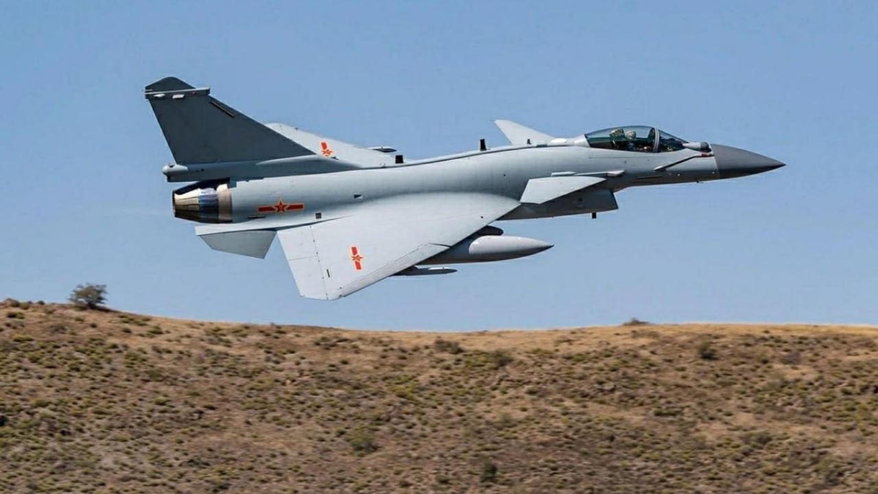 Foto - Pilotlar gizli eğitim için Çin’e gitti! 25 adet J-10 savaş uçağı koptu geliyor