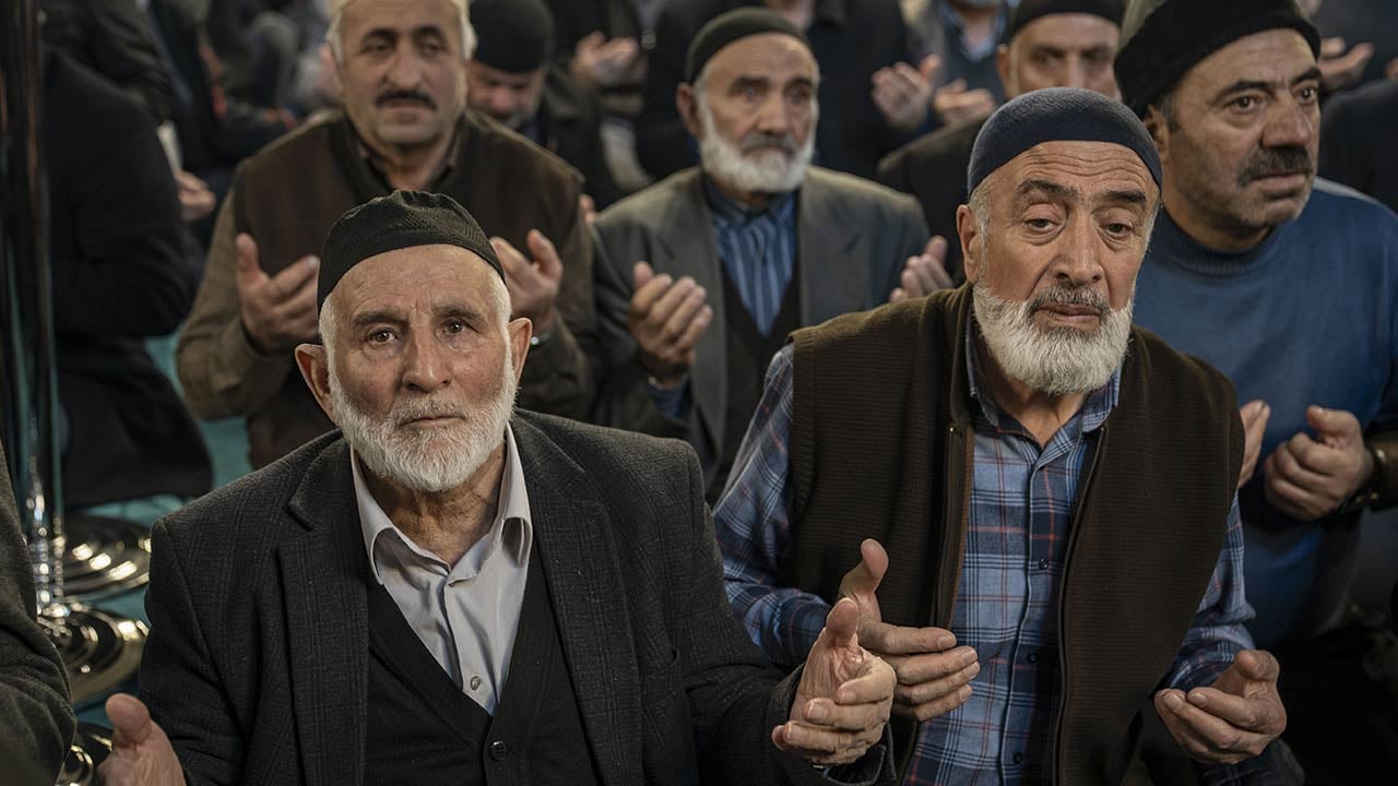 Foto - Pir Ali Baba'nın başlattığı 500 yıllık gelenek... Erzurum'da 1001 Hatim için dua yapıldı