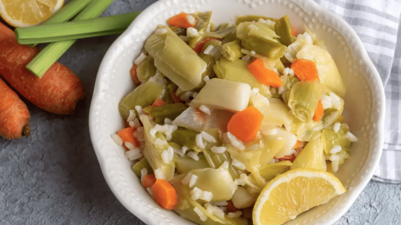 Foto - Pırasa deyip geçmeyin! O organa fayda veriyor... İçine 1 kaşık ekleyince vücudu baştan aşağı yeniliyor