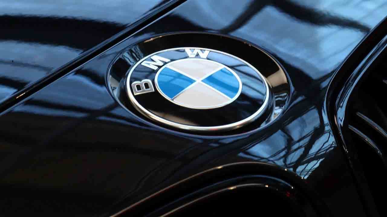 Piyasa değeri mum gibi eriyor: Alman devi BMW fena çakıldı