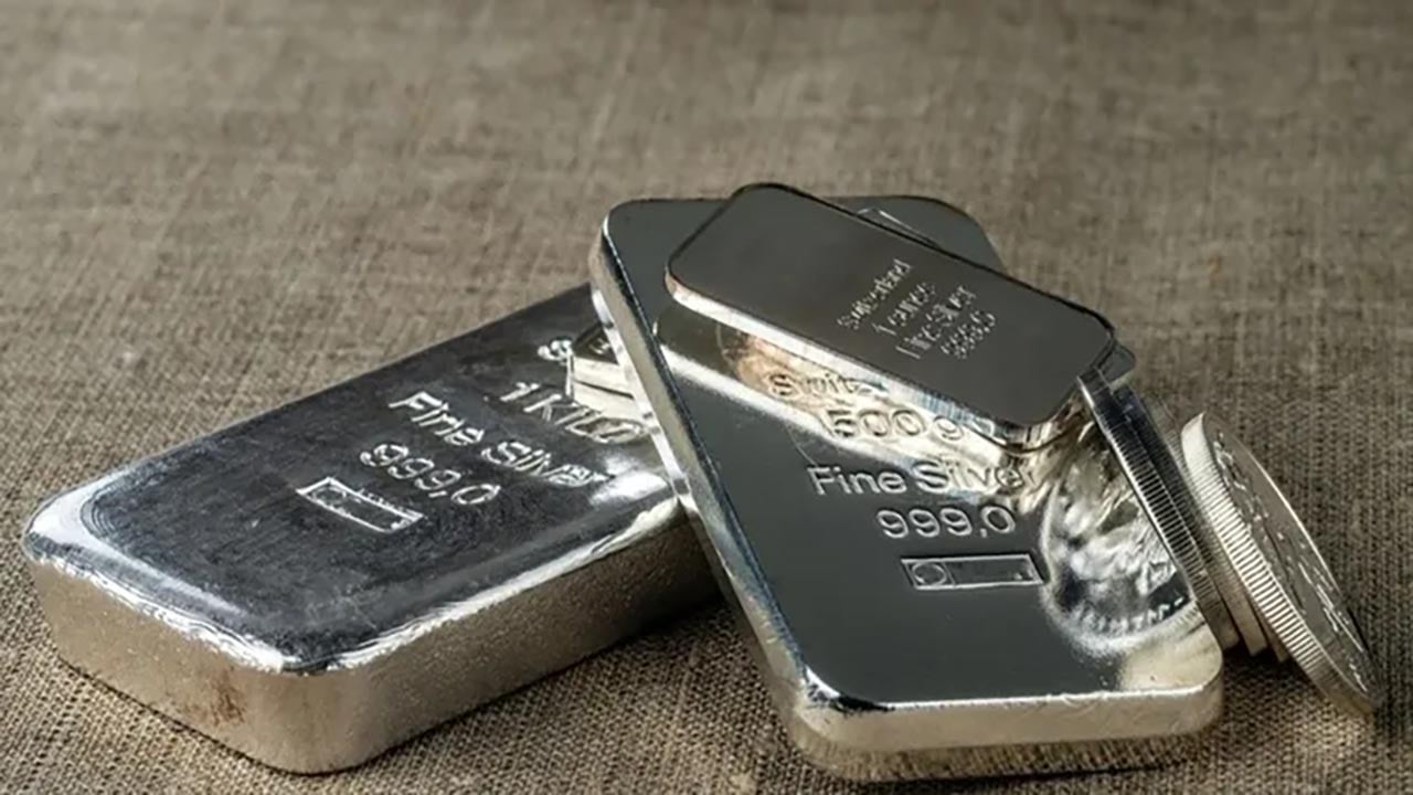 Foto - Piyasada ibre yukarı döndü! Gümüş yeni zirveyle dikkatleri üzerine çekti!