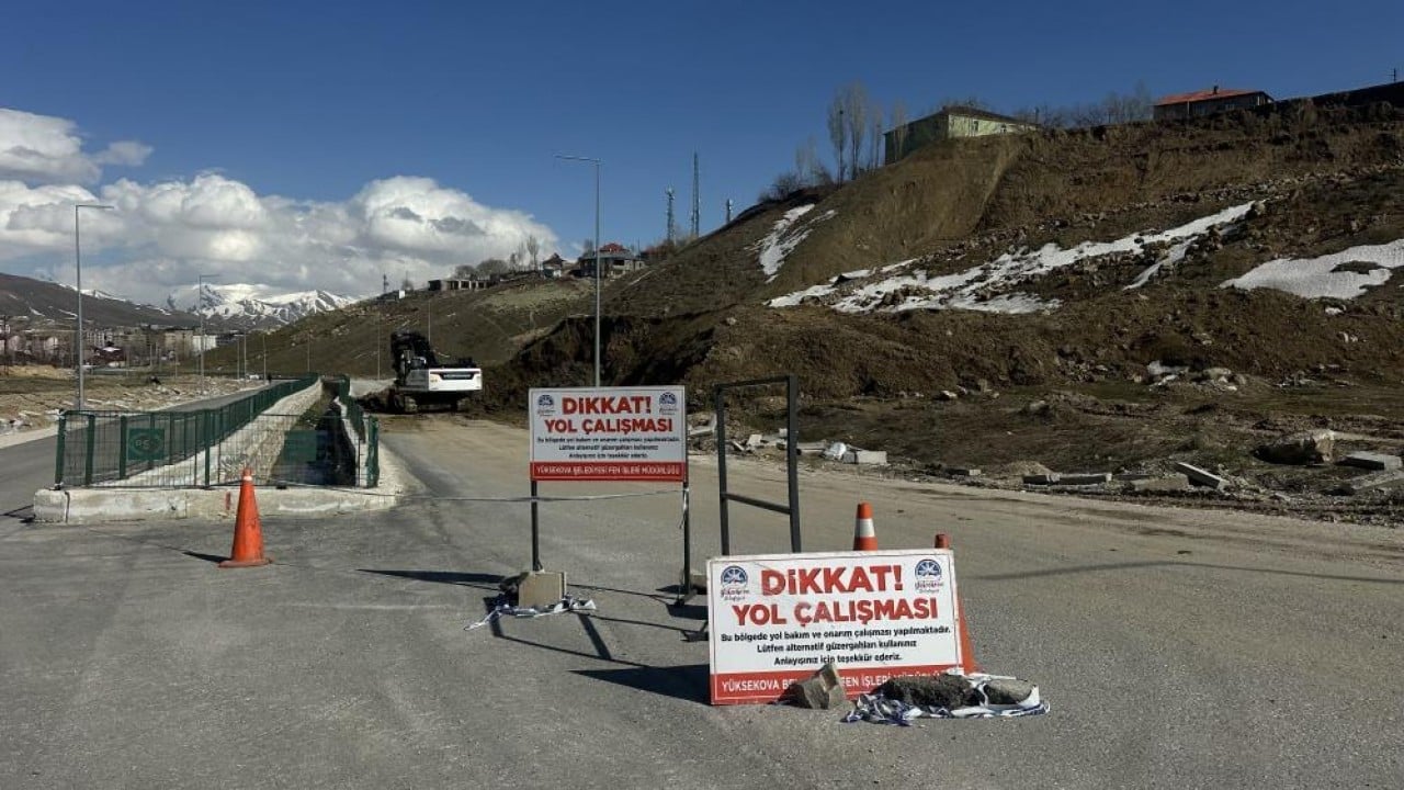 Foto - Pizok yolu açılmayı bekliyor Toprak kayması yüzünden 18 gündür kapalı