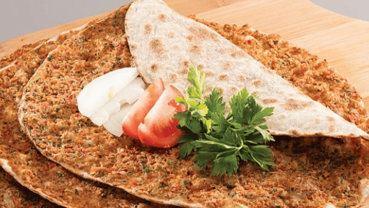 Foto - Plaja giriş parasıyla yaz tatili yapılır! Lahmacun 1600 lira, hamburger 2.241 Lira!