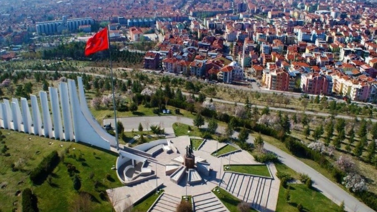 Foto - Plakalar hazırlandı bile! İşte Türkiye'nin il olacak 24 ilçesi