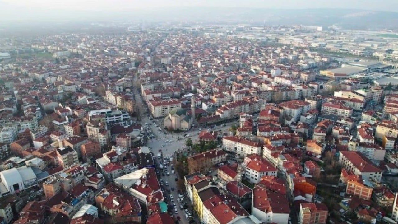 Foto - Plakalar hazırlandı bile! İşte Türkiye'nin il olacak 24 ilçesi