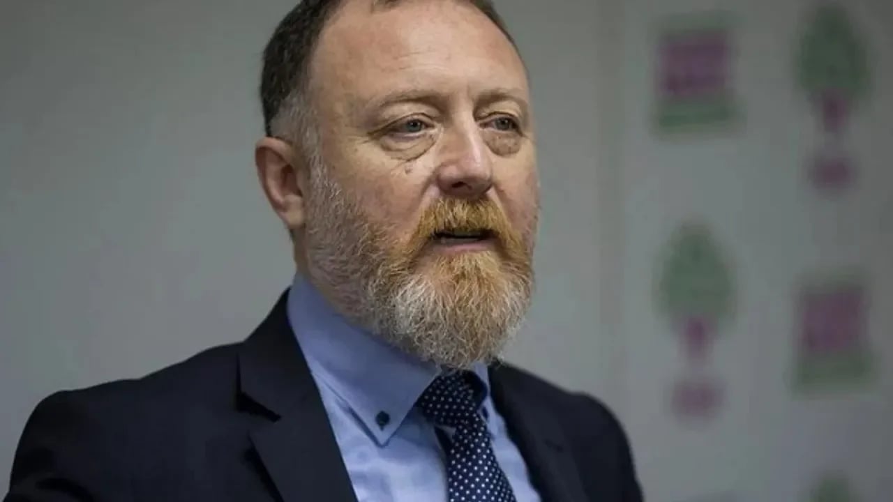 Foto - Polis, atılan slogana müdahale etti, DEM Partili Sezai Temelli çılgına döndü! Ortalık bir anda karıştı