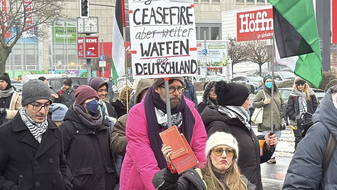 Foto - Polis müdahale etti! Berlin’de Filistin’e destek yürüyüşü