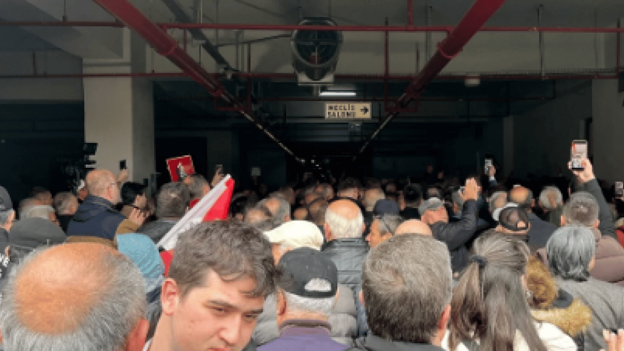 Foto - Polise Saldırıya Abdülhamid Han Kültür Eğitim Derneği Genel Başkanı Turgay Yazıcı'dan Sert Tepki