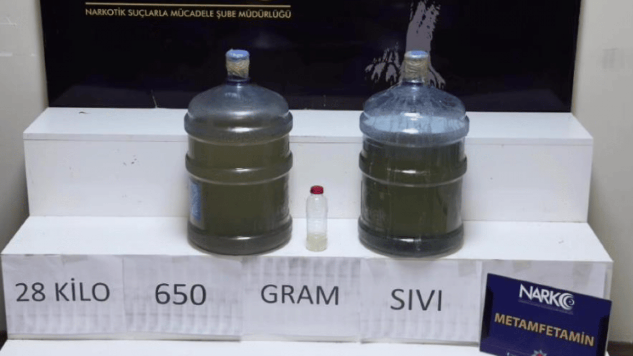 Foto - Polisten film gibi takip: Damacanalardan uyuşturucu fışkırdı