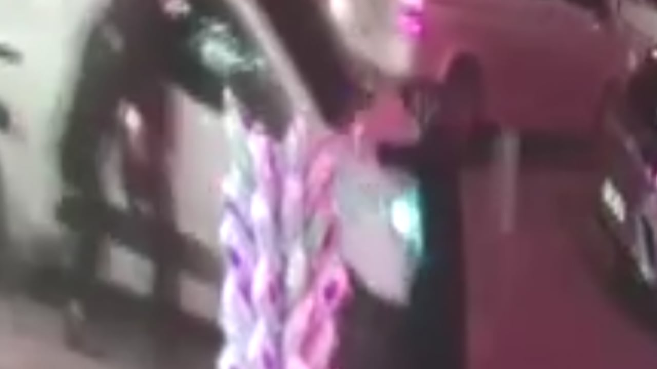 Foto - Polisten kaçan caniler dehşet saçtı! Dur ihtarına uymadı, yaşlı kadını ezerek kaçtılar