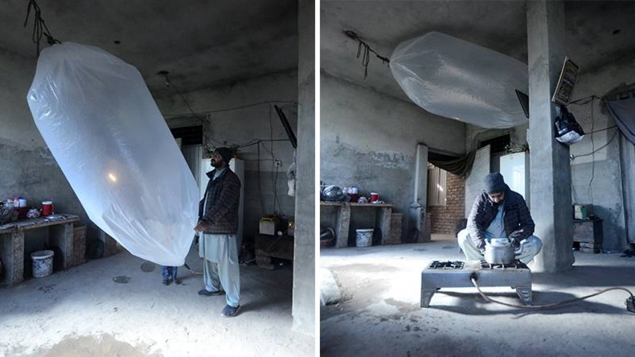 Foto - Poşeti alan tarlaya koştu! Yeni bulunan doğalgazı poşetlere dolduran götürüyor