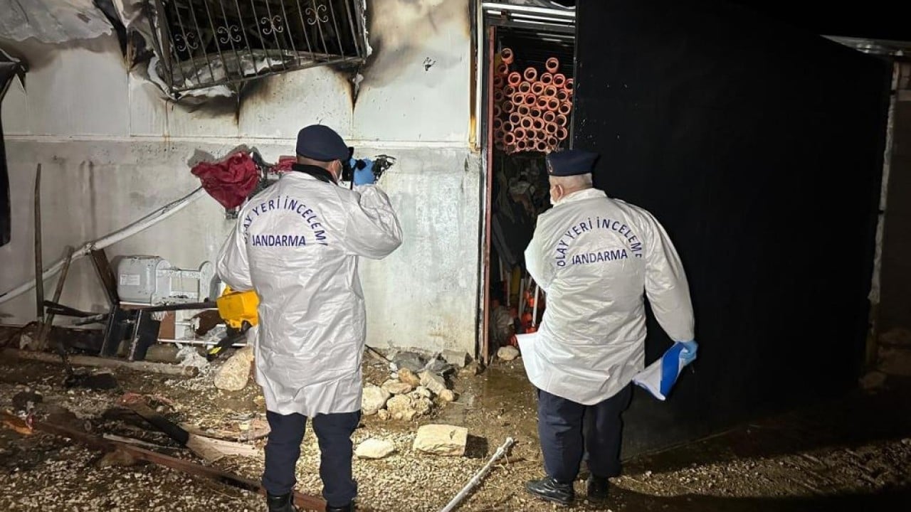 Foto - Prefabrik ev karı kocaya mezar oldu