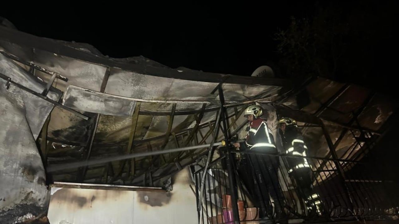 Foto - Prefabrik ev karı kocaya mezar oldu