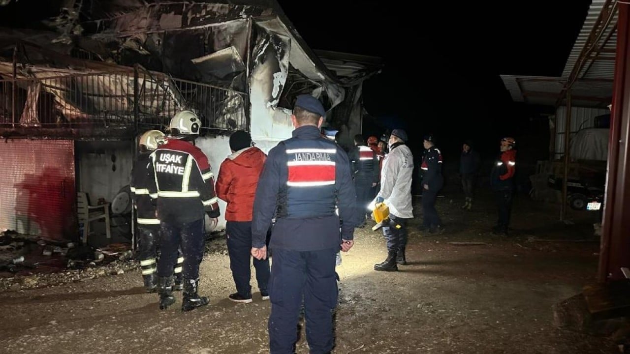 Foto - Prefabrik ev karı kocaya mezar oldu