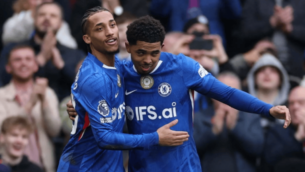 Foto - Premier Lig’de ırkçılık skandalı! Sosyal medyada ağır hakaretlere maruz kaldı