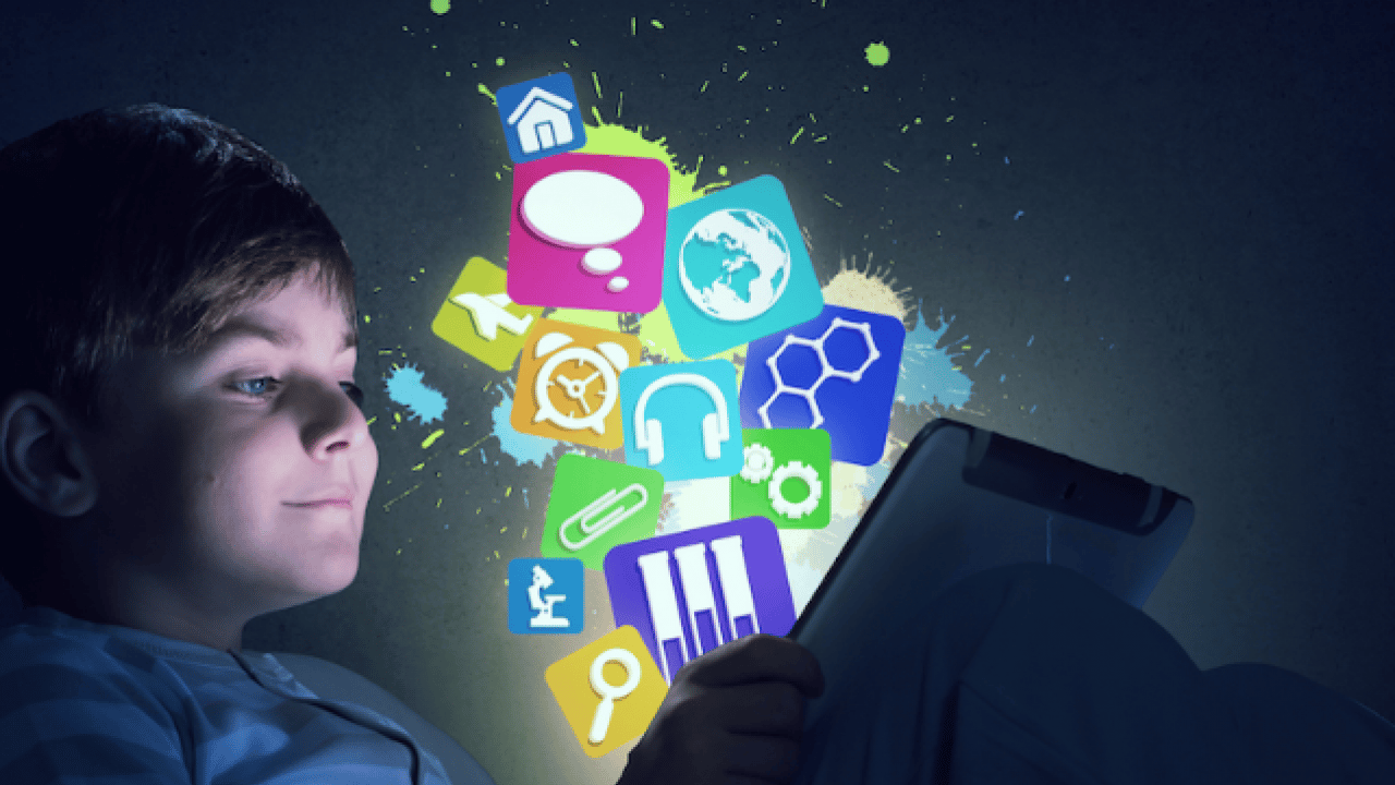 Prof. Dr. Tunay Kamer'den sosyal medya üzerine yorum: Evlatlarımız için dijital kalkan geliyor