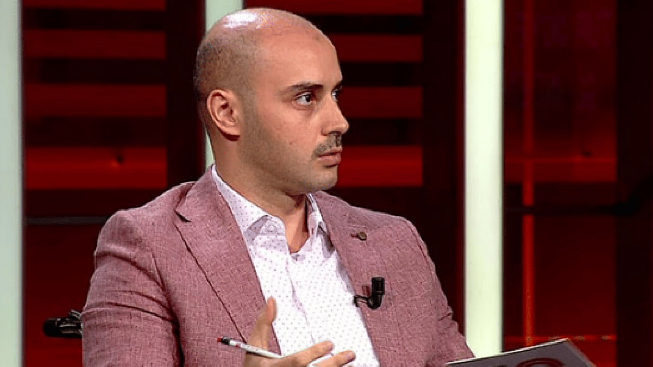 Foto - Prof. Selman Öğüt YRP’li Osmanoğlu’nu canlı yayında yerin dibine batırdı "Erdoğan’a madalya" Yalanına ders gibi cevap