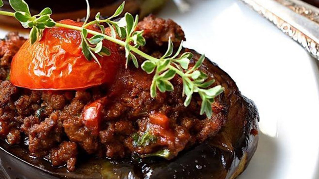 Foto - Püf noktalarıyla yağ çekmeyen, tam kıvamında karnıyarık: 1 tane yetmeyecek 