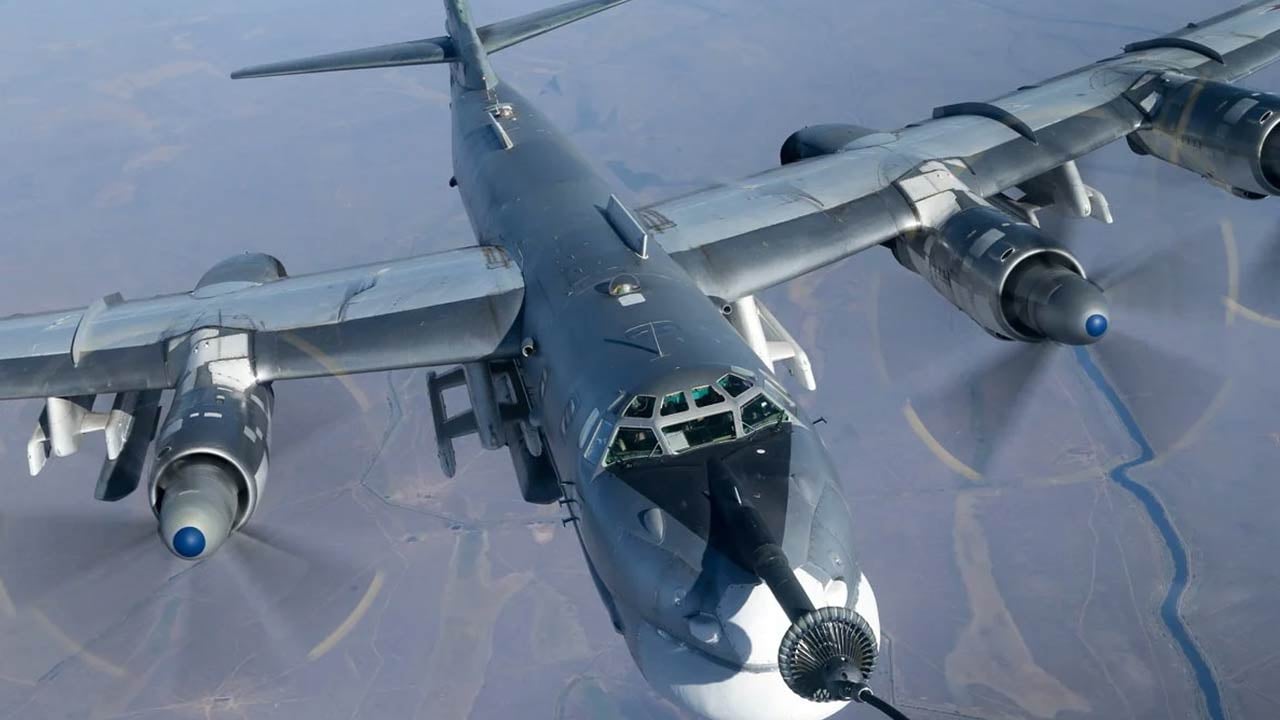 Foto - Putin’in şakası yok! Nükleer uçakları Avrupa ülkesine yolladı: NATO harekete geçti