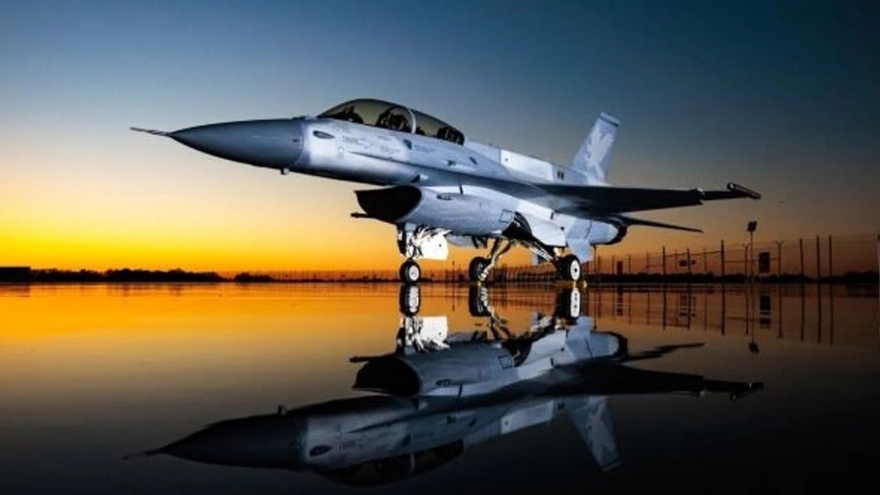 Foto - Radar izi acil durum ilan ettirdi: Savaş uçaklarına peş peşe havalanma emri verildi