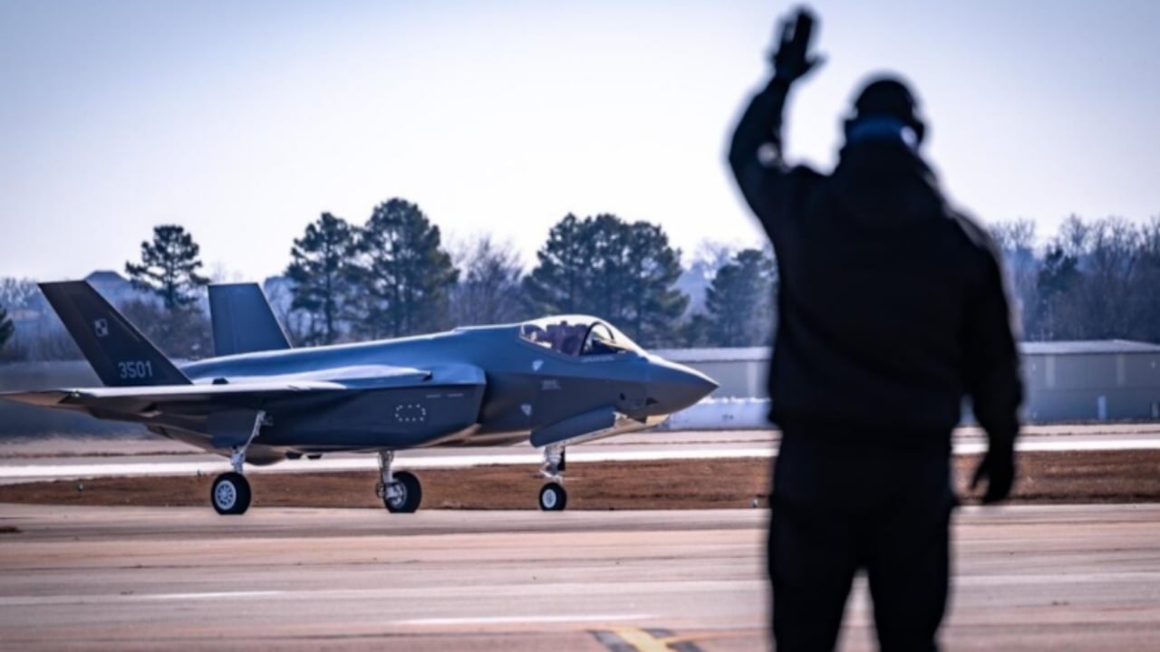 Foto - Radara yakalanmayan dev jetler resmen teslim edildi! İlk F-35’lere kavuşuldu, dengeler altüst oldu