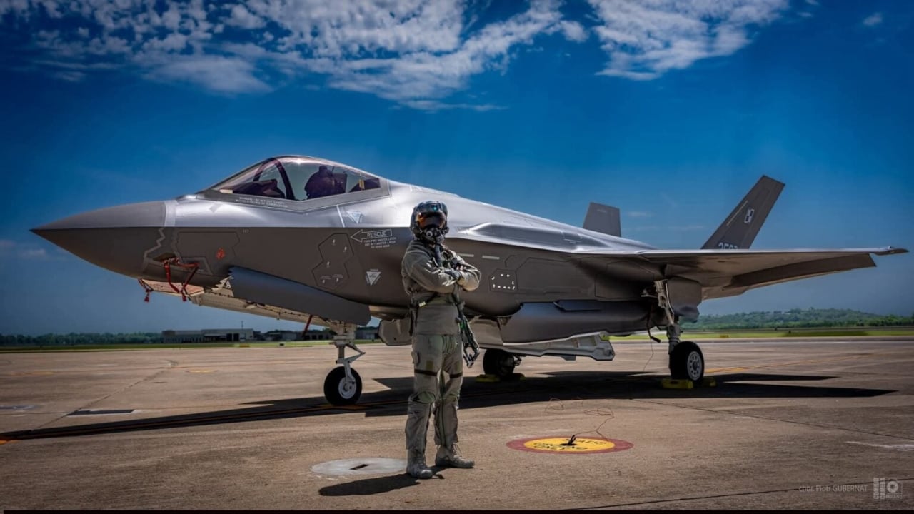 Foto - Radara yakalanmayan dev jetler resmen teslim edildi! İlk F-35’lere kavuşuldu, dengeler altüst oldu