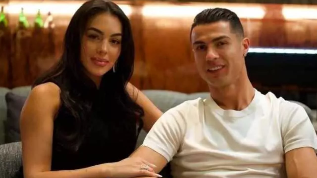 Foto - Rakamı duyan inanamıyor: Ronaldo'nun dudak uçuklatan geliri!