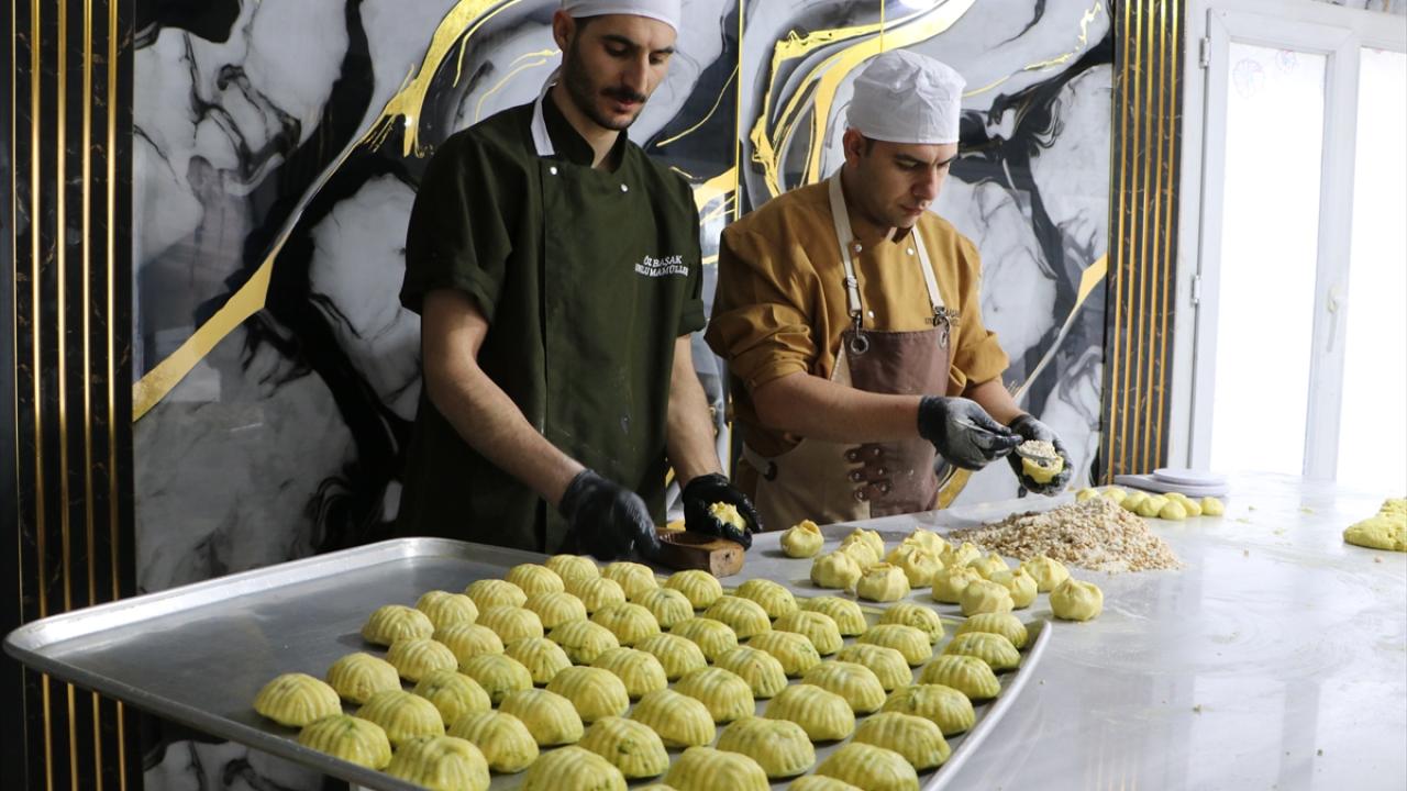 Foto - Ramazan Bayramı'na sayılı günler kaldı! Gözde tatlı gerebiç hazırlanmaya başladı