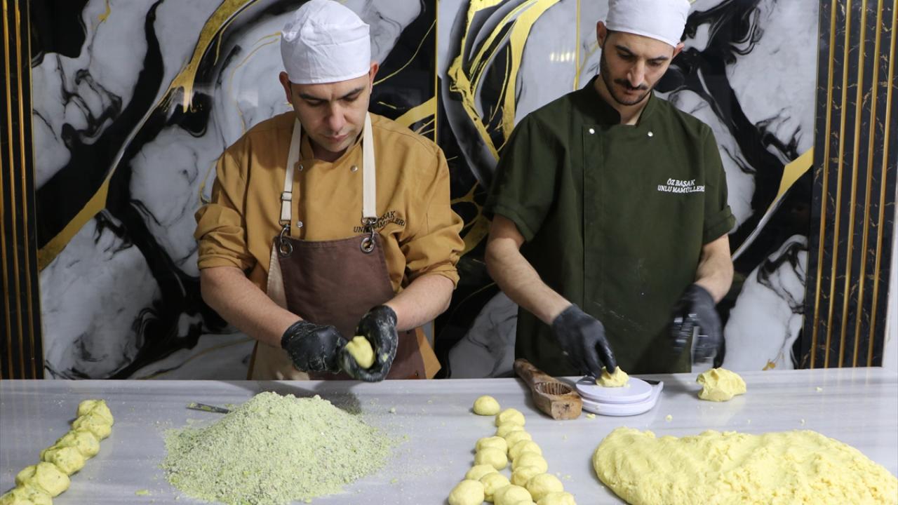 Foto - Ramazan Bayramı'na sayılı günler kaldı! Gözde tatlı gerebiç hazırlanmaya başladı