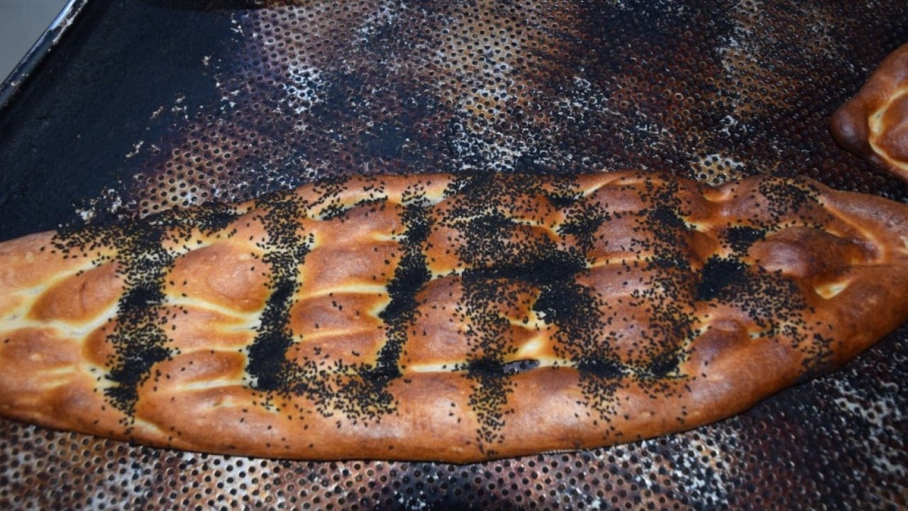 Foto - Ramazan pidesiyle 'kardeşlik' mesajı verdi