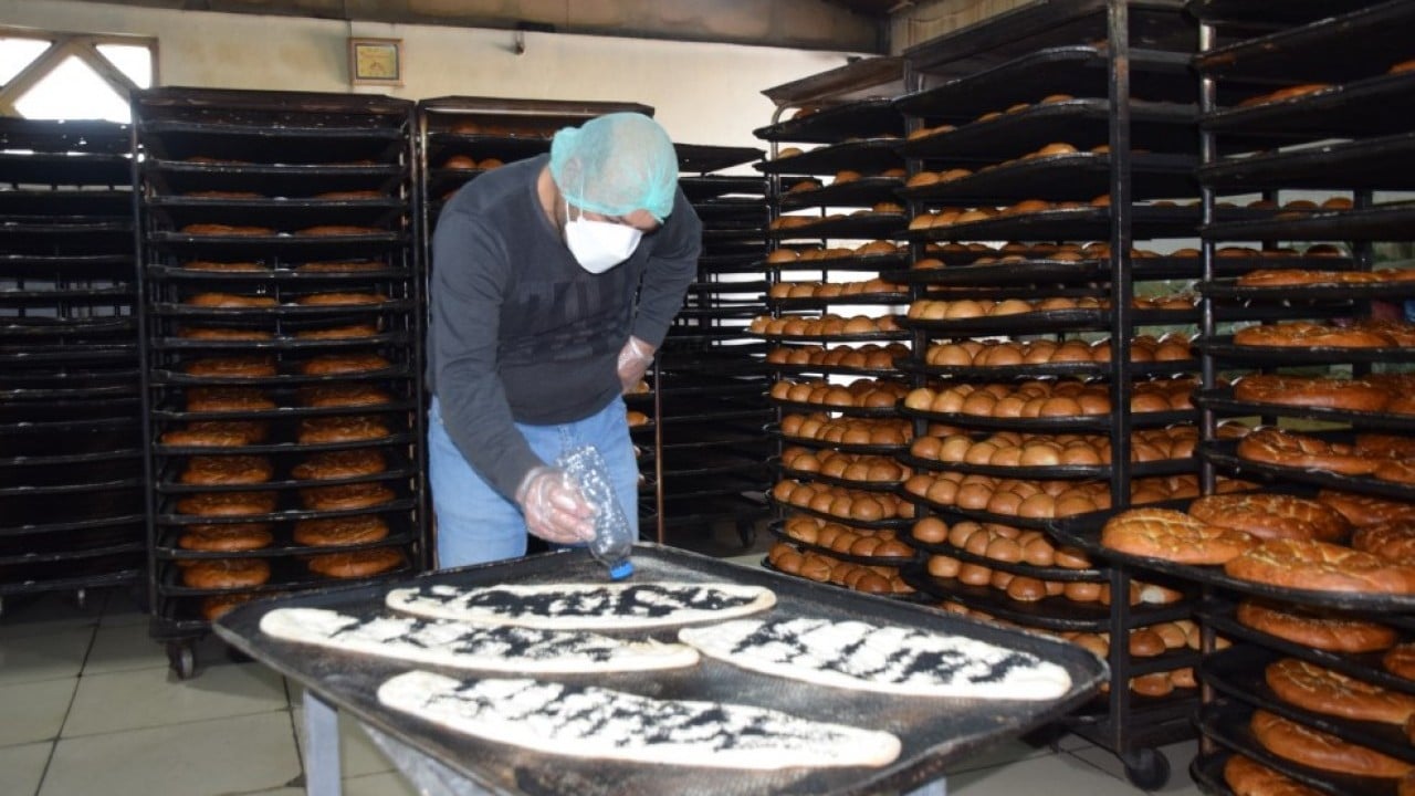 Foto - Ramazan pidesiyle 'kardeşlik' mesajı verdi