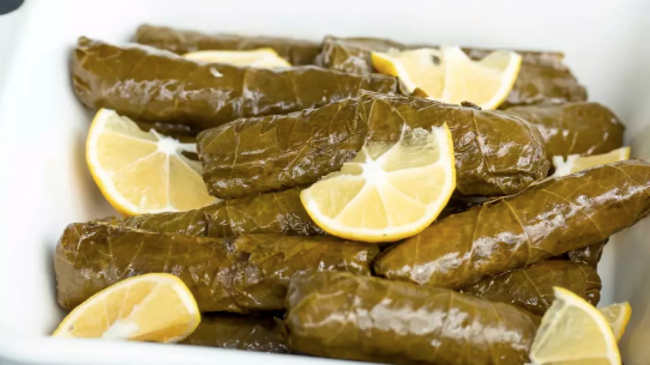 Foto - Ramazana hazırlıkta son günler... Zeytinyağlı sarma dondurucuya nasıl koyulur? Sakın limonla…