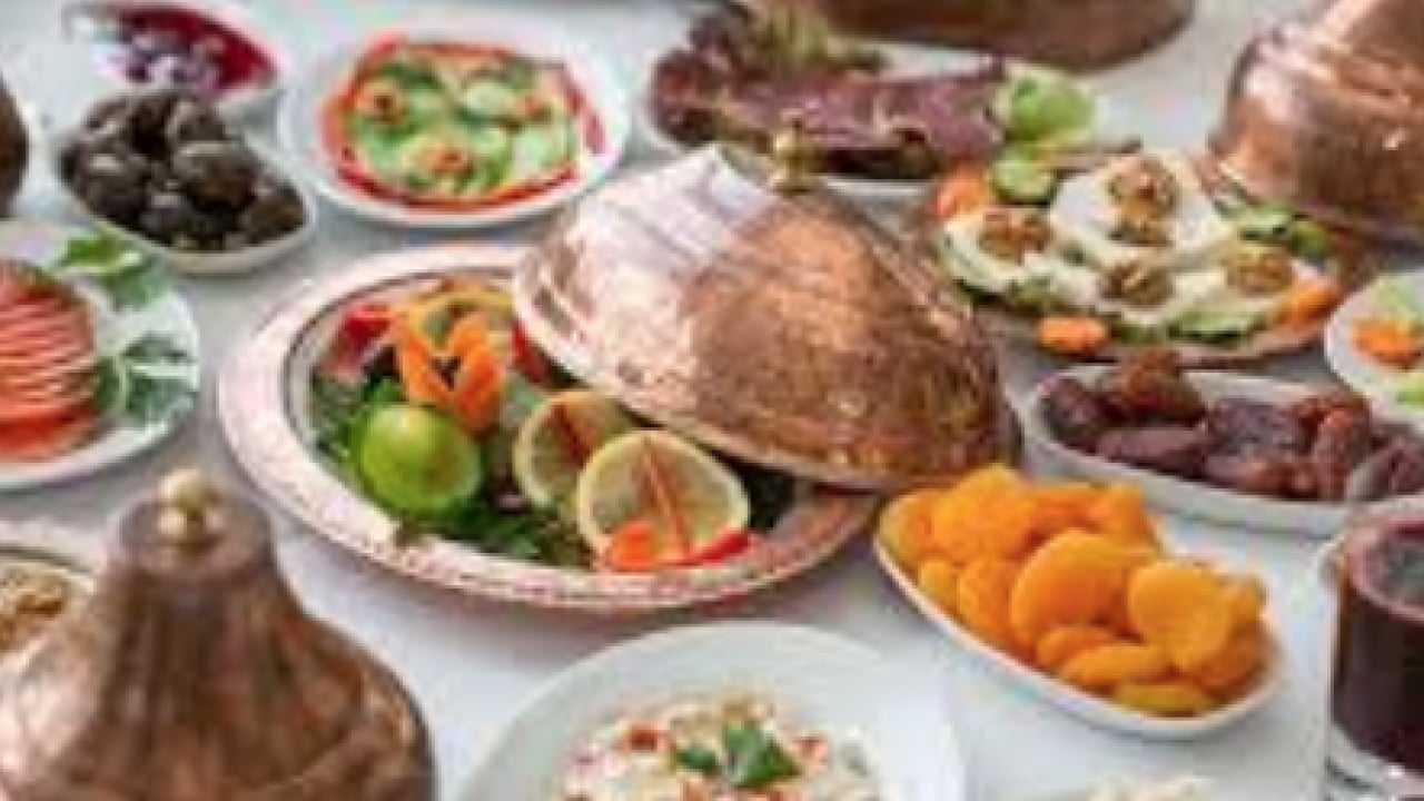 Foto - Ramazan’da en sık yapılan 3 beslenme hatası: Yetersiz su, sahur yapmama ve hızlı iftara dikkat