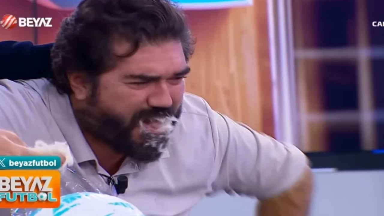Rasim Ozan Kütahyalı uslanmıyor! Canlı yayında yine mide bulandırdı