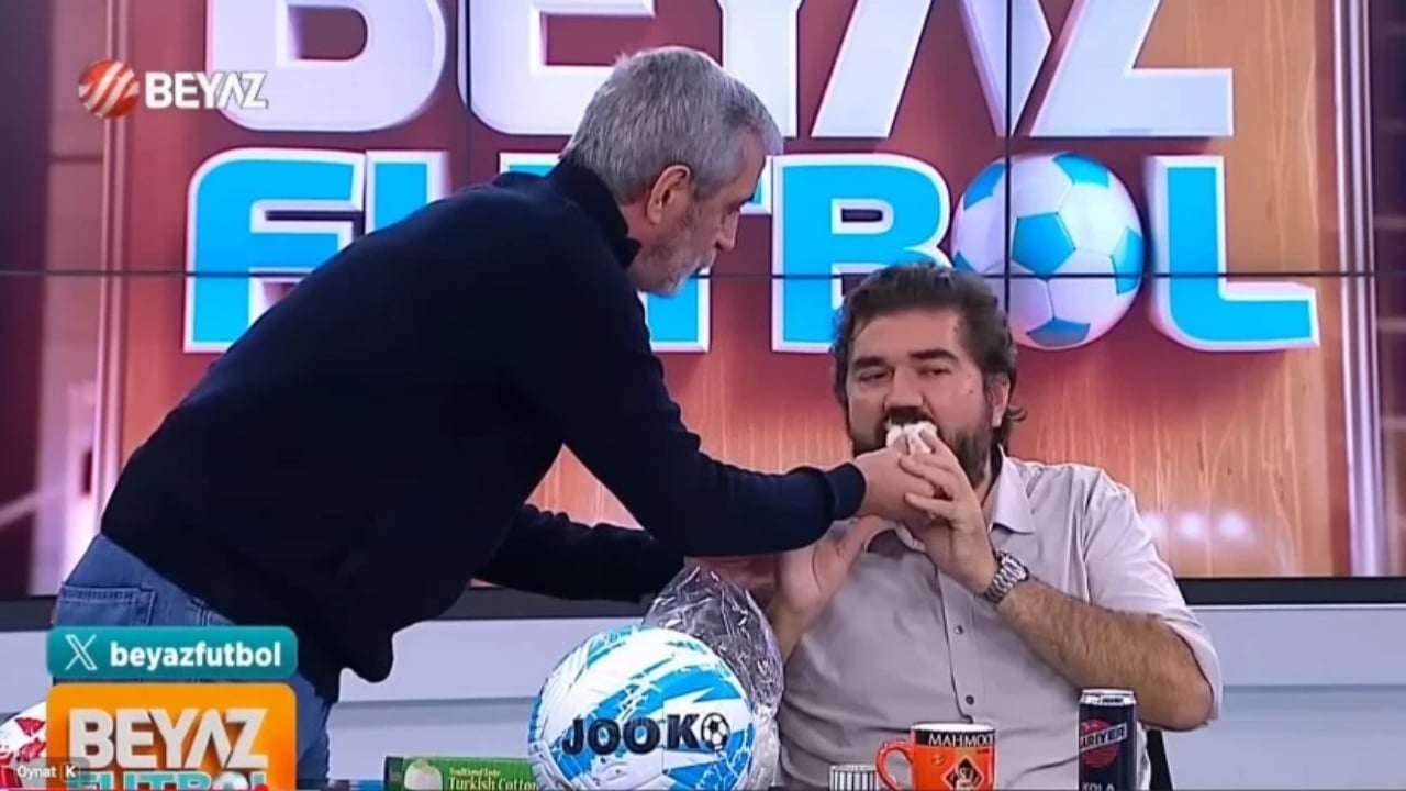 Foto - Rasim Ozan Kütahyalı uslanmıyor! Canlı yayında yine mide bulandırdı