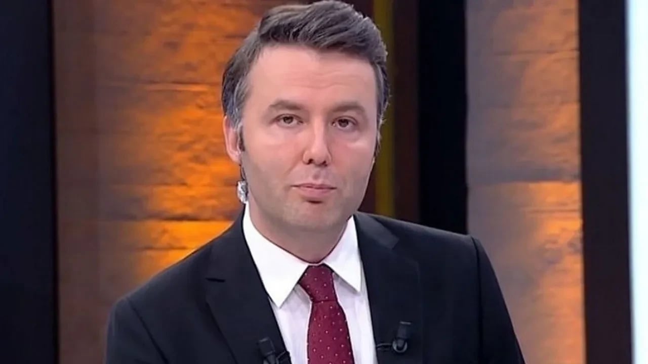 Foto - Rasim Ozan’dan tüm Türkiye’yi şok eden iddia! Ünlü sunucu Mehmet Akif Ersoy’u, uyuşturucu bataklığına bakın hangi şaşırtan isim itmiş