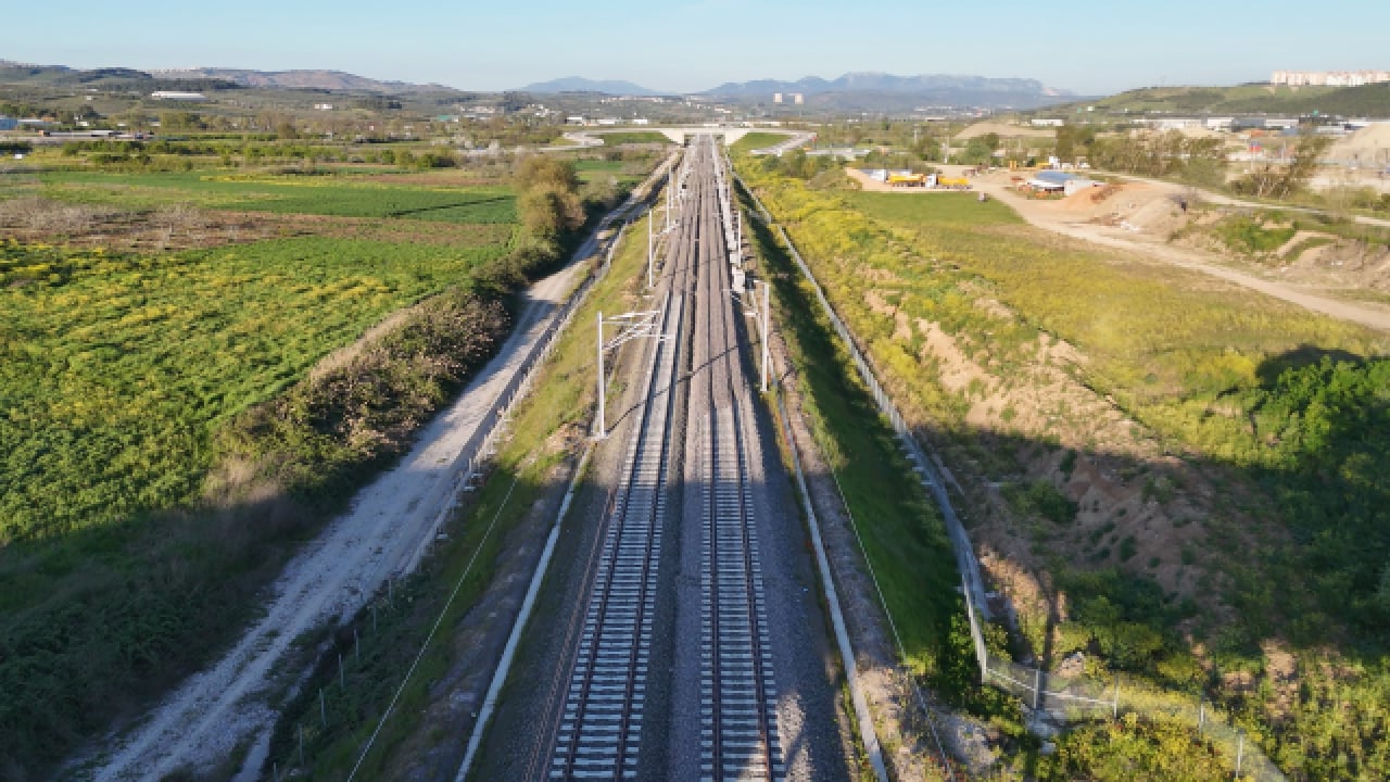 Foto - Raylar tamamlandı, geri sayım başladı! İki il birbirine bağlanacak, 5 saatlik yol 2 saate düşecek