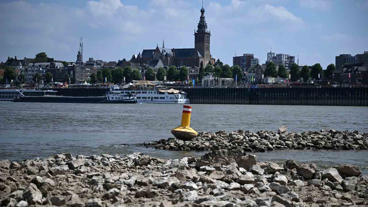 Foto - Ren ve Maas Nehirleri alarm veriyor! Hollanda’da ‘Fiili su kıtlığı’ ilan edildi