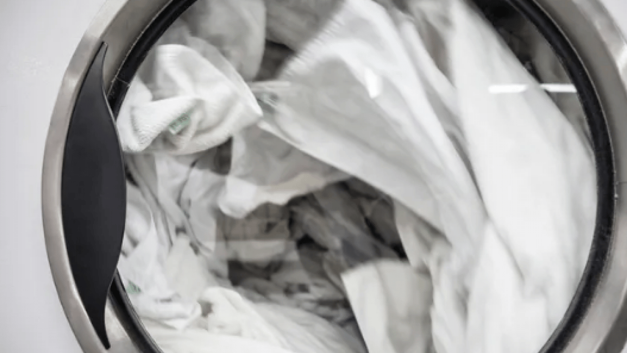 Foto - Rengi solan atletleri ilk günkü beyazlığına kavuşturuyor! Tek bir adımla kar beyazı olacak! Denenmeli mutlaka