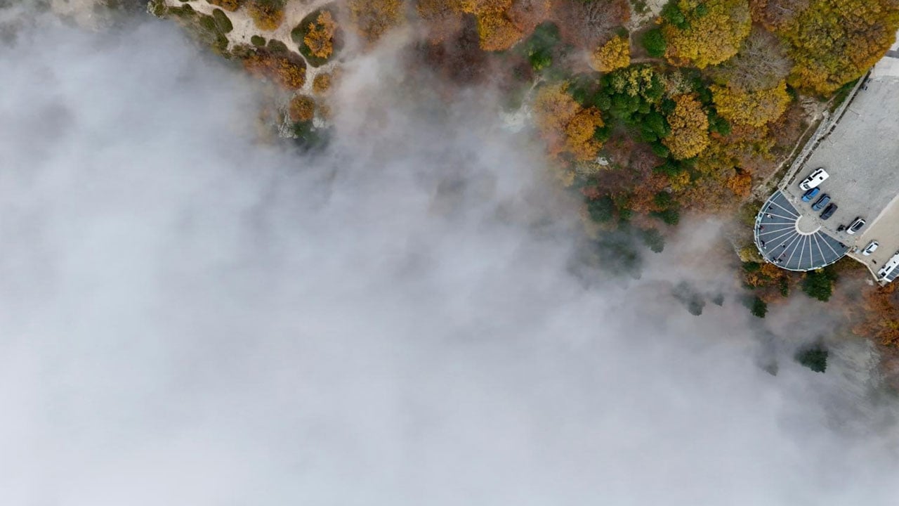 Foto - Renklerin dansı! Sonbahar sisle buluştu