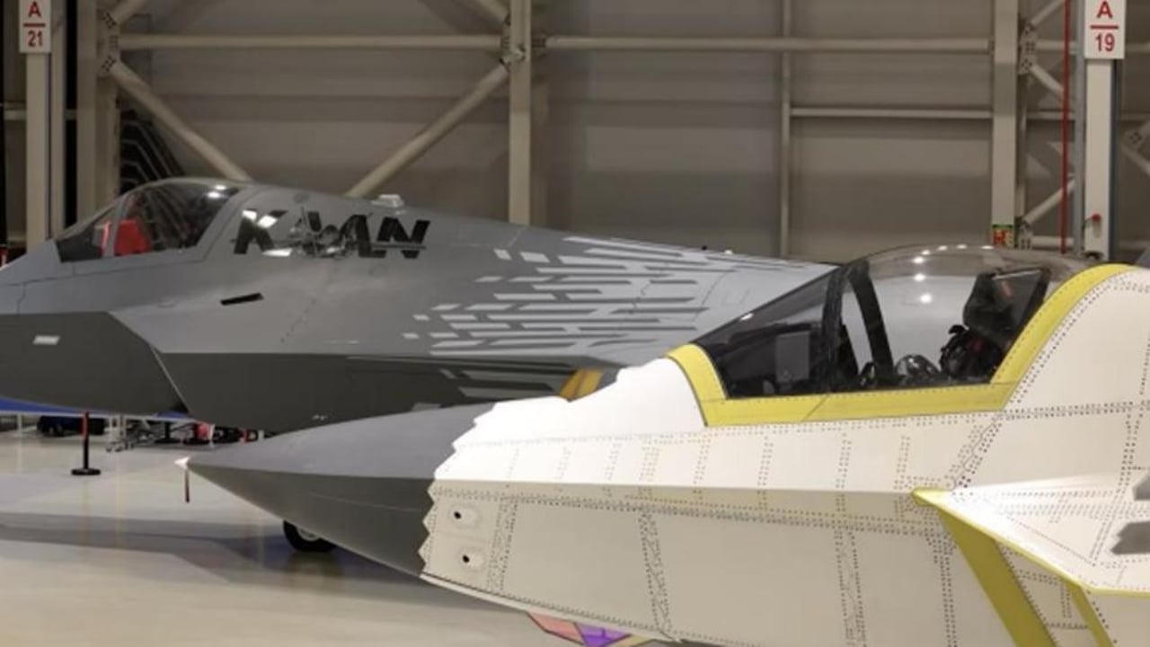 Foto - Resmen çıldırdılar! 3 KAAN sahneye çıktı, casuslar apar topar peşine düştü: Hayalet uçak takipte